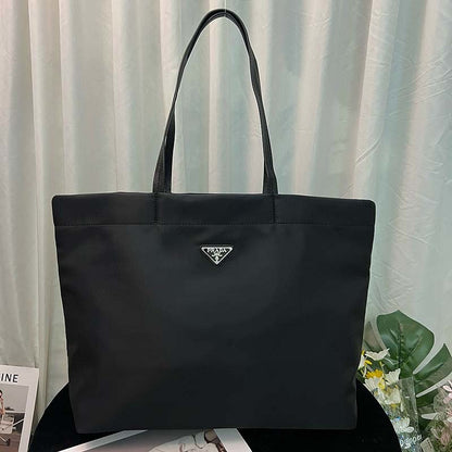 LPP31 bag 38-32-16cm Hand bag