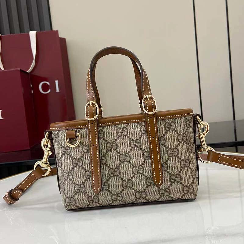 LGP57 bag17.5-11-6.5CM Hand bag