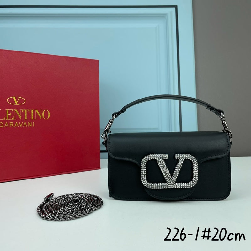 LVP5 bag 20-11-5cm Shoulder bags