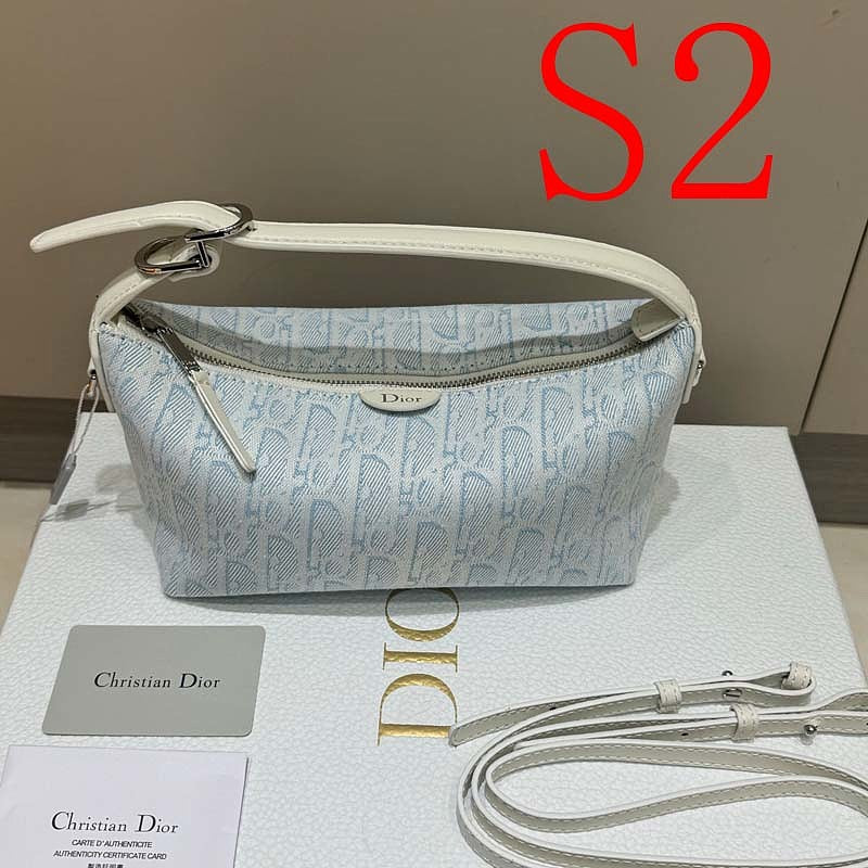 LDP67 Bag 22cm Shoulder bags