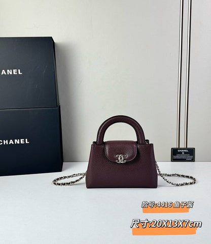 LCP112 bag 20-13-7cm  Shoulder bags