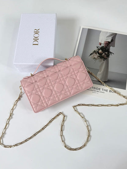 LDP65 Bag 21-11-5cm Shoulder bags