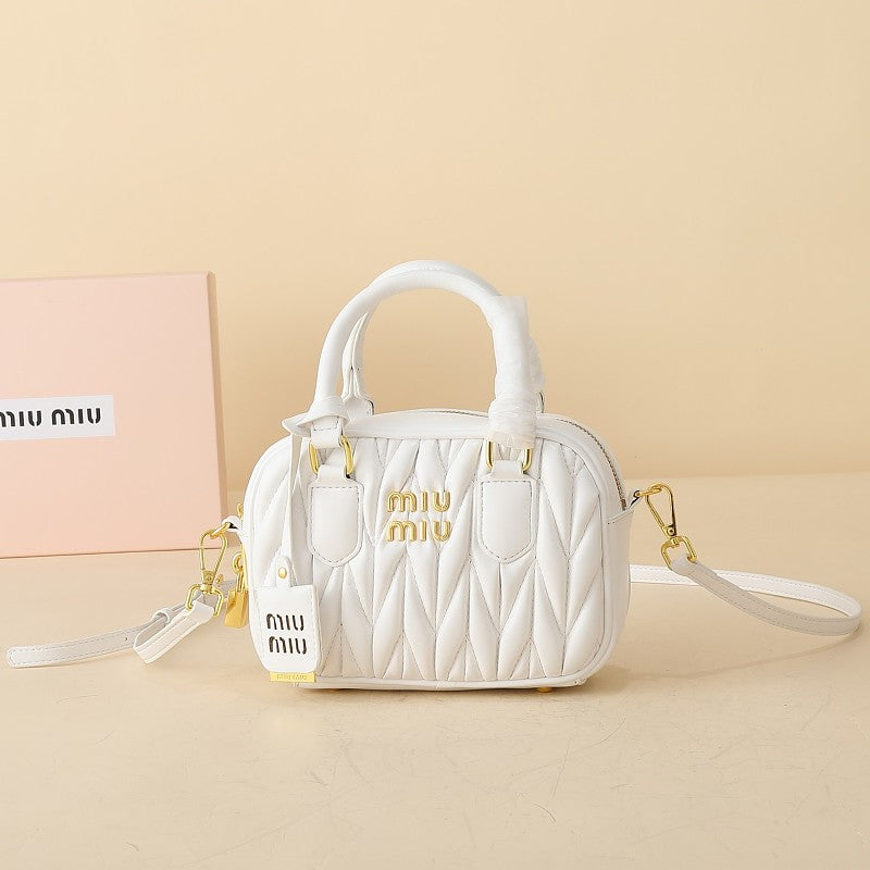 LMP19 bag 20-14-7CM Hand bag