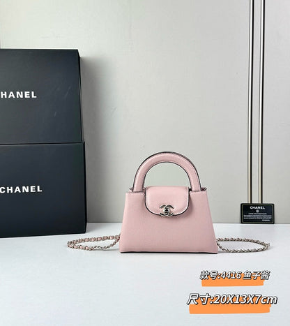 LCP112 bag 20-13-7cm  Shoulder bags