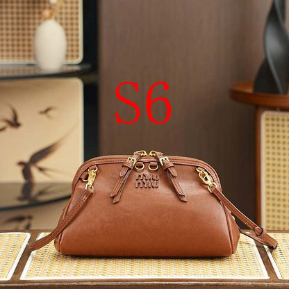 LMP22 bag 24-10-14cm Shoulder bags