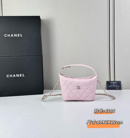 LCP131  Bag 19-6-12cm Shoulder bag